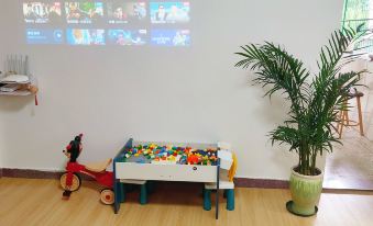 Nuanyang Ancient City Parking Lot Side Central Area Homestay (Kaiyuan Road)