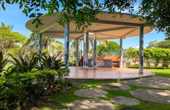 波多黎各盧納寵物友好及家庭套房酒店