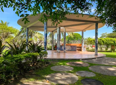 Hotel Puerto de Luna Pet Friendly & Family Suites