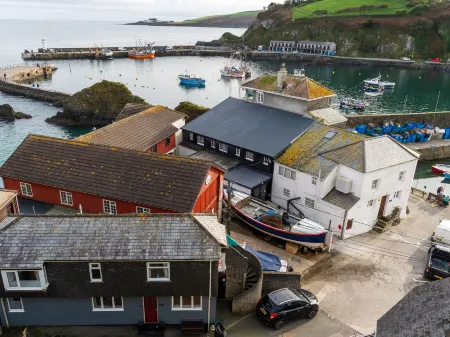 Jetty Cottage Отели рядом с достопримечательностью «Heligan Caravan and Camping Park»