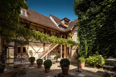 La Maison de Rhodes  le Champ des Oiseaux Các khách sạn ở Troyes