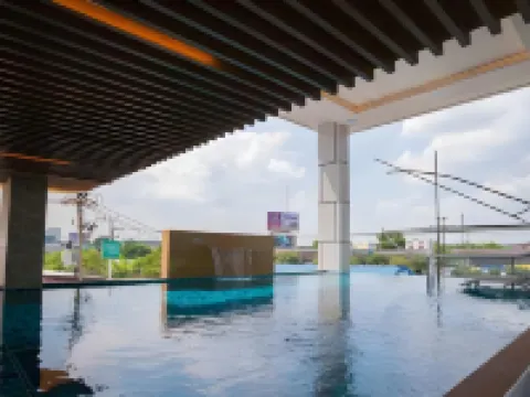 โรงแรมธาราแกรนด์ โรงแรมในอำเภอ ธัญบุรี