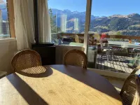 Chalet Weitblick Hotels in Lenk