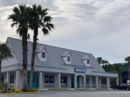 Altamonte Springs Hotel and Suites Отели в г. Алтамонте Спрингс