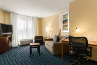 Fairfield Inn & Suites Weirton Hotels in Hancock County
