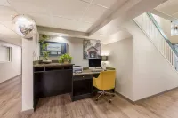 Baymont by Wyndham Westampton Hotels in Burlington