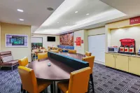 TownePlace Suites Tulsa North/Owasso - breakfast