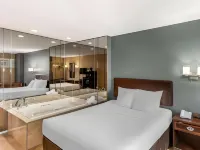 Econo Lodge Hotel di Brossard