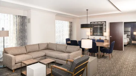 Hilton Columbus/Polaris Отели в г. Льюис Сентер