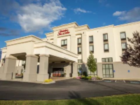 Hampton Inn & Suites Tilton Hotels in Tilton