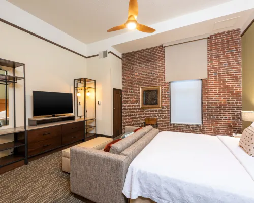 Homewood Suites by Hilton Indianapolis-Downtown Hotels in Indianapolis
