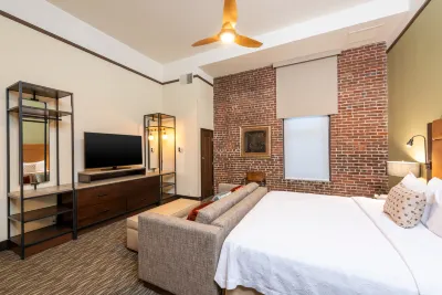Homewood Suites by Hilton Indianapolis-Downtown Отели в г. Индианаполис