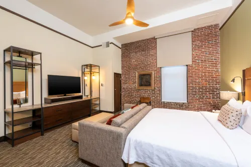 Homewood Suites by Hilton Indianapolis-Downtown