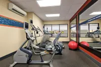 Hampton Inn & Suites Frederick-Fort Detrick - Gym