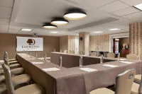 麥克萊恩泰森希爾頓逸林飯店 - 精品