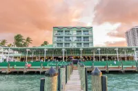 Palm Tree Club Miami Hotel Hotels near Mimo