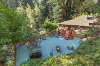 Relaxing redwood forest home with hot tub and sauna at Lagunitas Creek