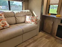 6 golf courses within 20 minutes, 30 foot camper with deck, firepit & BBQ Hotels in Horry County