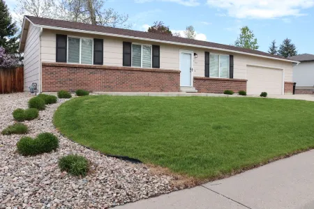 Denver 3bed/2 bath with spacious backyard