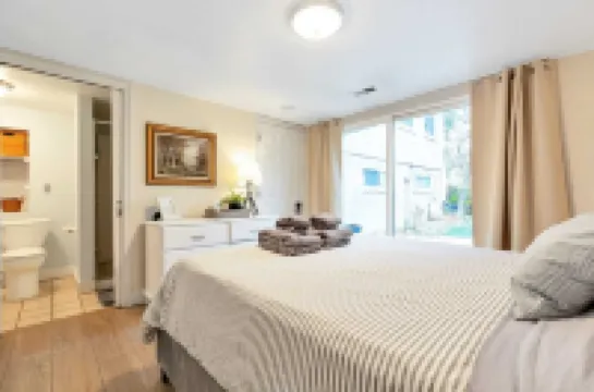 Cozy Canyon Rim, Self Check-In, Parking