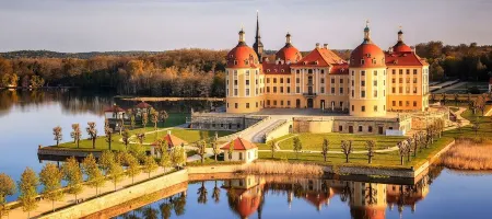 Modern and spacious apartment, with separate access