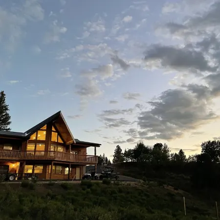 Serenity in Duck Creek Village - Huge cabin on 6 acres overlooking mountains