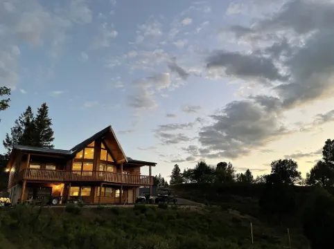Serenity in Duck Creek Village - Huge cabin on 6 acres overlooking mountains