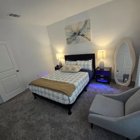 Attached 1 Bedroom Private Suite