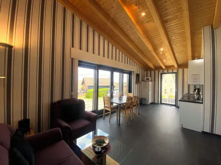 Quiet vacation apartment by the pond with a unique view Pets allowed