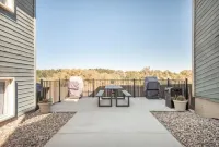 "Retreat in the Springs 2 BR Condo - Sleeps 5!