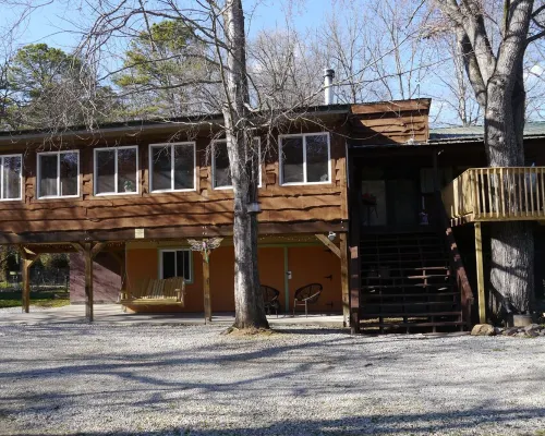 The Ruby River - Phenomenal Riverfront Cabin Hotels in Cowee