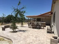 Pinnacles Ranch - Closest to the Park (2 miles to East Entrance) Hotels in San Benito County