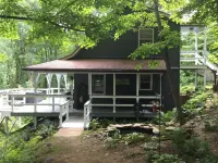 Private Secluded Cabin w/hot tub