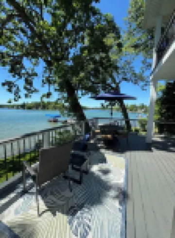 New 2024! Stunning Lake Front Home Magician Lk, 5 Bedrms, 6 Baths, Sleeps 14