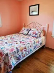 Blueberry Hill...sweet 3 bedroom vacation home in beautiful St. Clair.