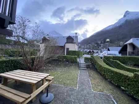 Chalet for 6 people in Cauterets with free parking space