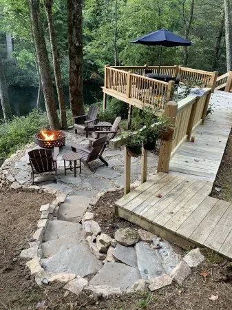 Serene Lakefront Cabin with Dock/Kayaks/Canoe & Fire Pit!!