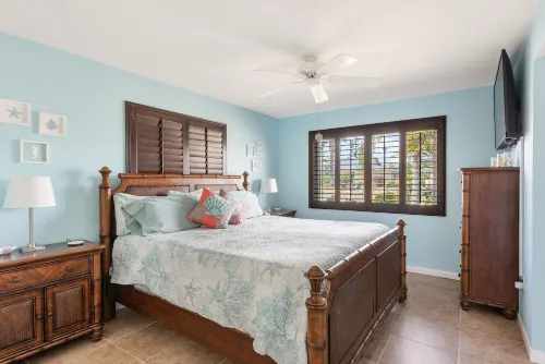 Nature's Splendor! Lovely Setting.