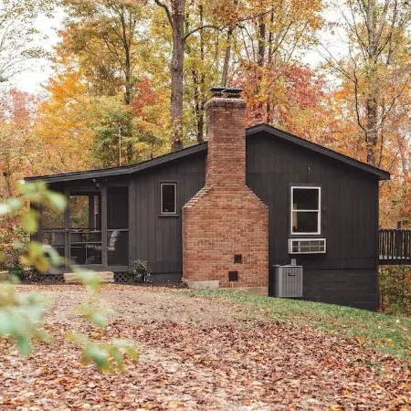 Hocking Hollows, cabin on 22 acres