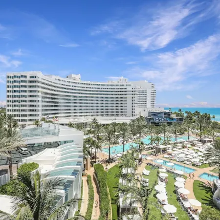 Fontainebleau III Sorrento OceanView Suite Free Valet & Spa Pass No Resort Fees!
