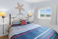 Charming Beach Cabin Nestled in Quartermaster Harbor - 3-Star
