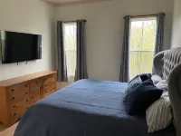 House near Dale Hollow Lake / State Park