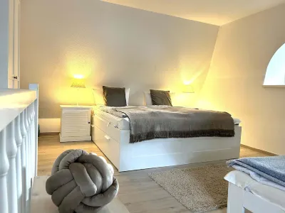 Zingst, apartment Strandidyll under thatch, maisonette, directly on the beach Hotels in 