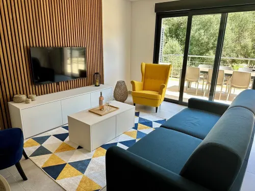 Appartement au Calme à 5km du Port de Bonifacio Hotels in Bonifacio