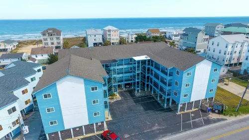 Bring the entire family at Watching the Waves! Linens Included