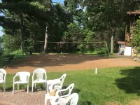 Waterfront 3 Bedroom Cottage on Beautiful Lake Nokomis