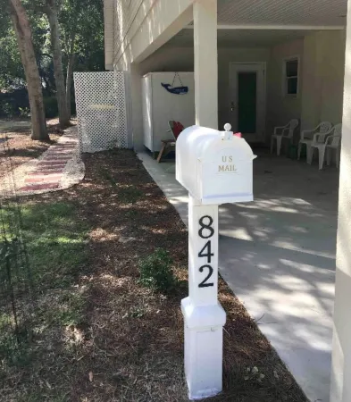 Parrott’s Landing: Be at Home By the Sea, Relaxing with Family and Friends