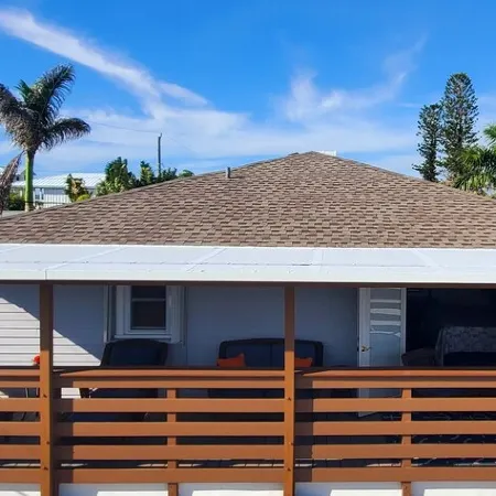Free Bikes, Kayaks, Sup's and More! - Your Going to Love This Penthouse Suite!