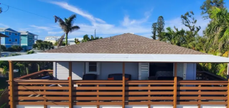 Free Bikes, Kayaks, Sup's and More! - Your Going to Love This Penthouse Suite!