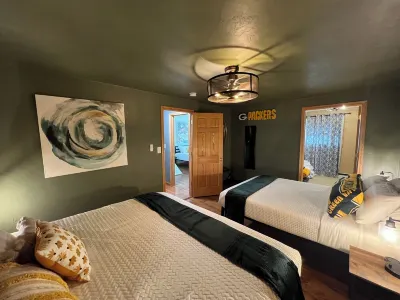 Packer Love on Dove--NEW ENTERTAINMENT GARAGE Hotels near Asylum Rage Room